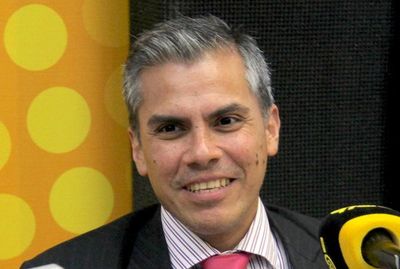 Silencio de Fernández es “blanqueador”, dicen