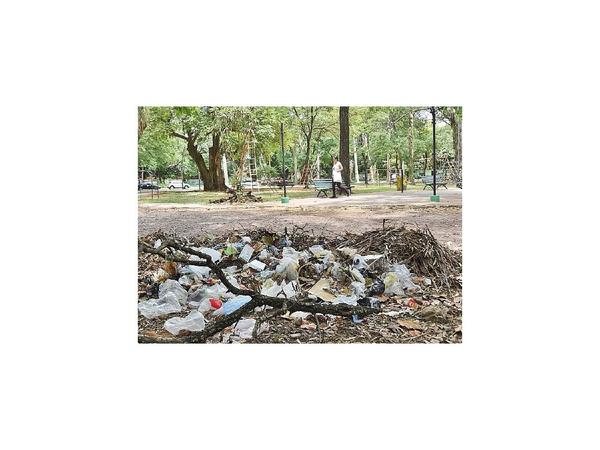 Itaipú y Comuna capitalina con obras en sitios emblemáticos