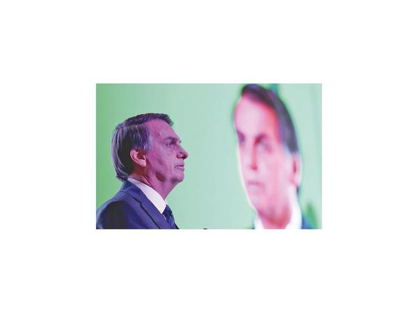 Bolsonaro rechaza los presuntos vínculos con crimen de activista