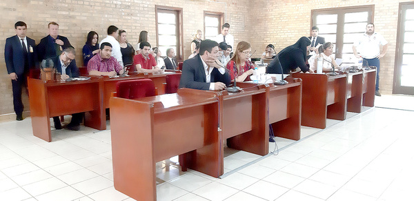 Aprueban mensura de finca 66 y resolución que permite desalojos en dichas tierras