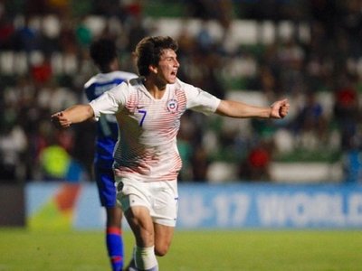 Chile se redime ante Haití y sueña con la clasificación a los octavos