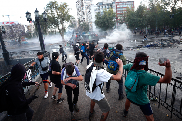 Fiscalía chilena investiga 840 denuncias por presuntas violaciones de DD.HH. » Ñanduti