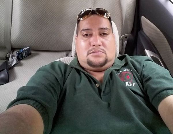 Investigarán a policía acusado de plantar cuchillo para que joven esté más tiempo preso - Nacionales - ABC Color