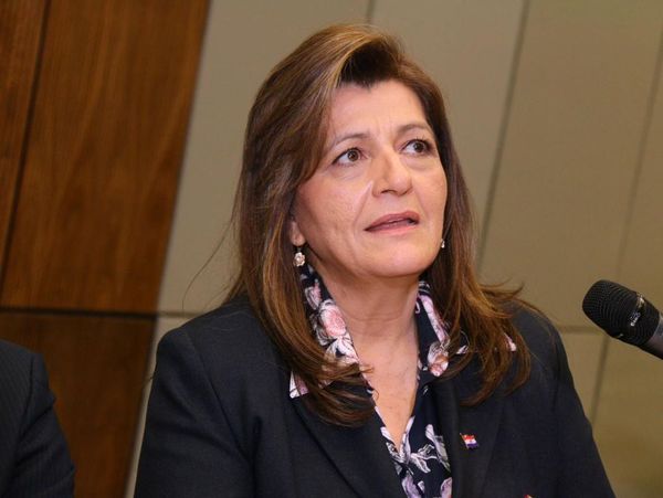 “Que resuelva su problema”, le dijo Blanca Ovelar a Petta - ADN Paraguayo
