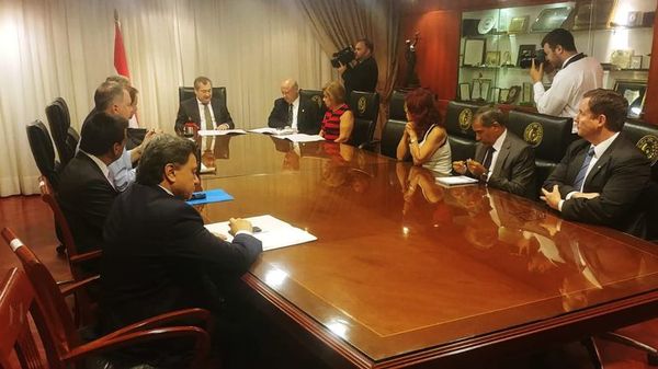 JEM y la Corte apuntarán a dar mayor celeridad a los procesos y suspensión de magistrados o fiscales - Nacionales - ABC Color