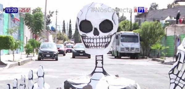 Calaveras emergen del asfalto en México | Noticias Paraguay