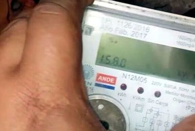 ANDE dice que cortes se ven empeorados por “ladrones” - Nacionales - ABC Color