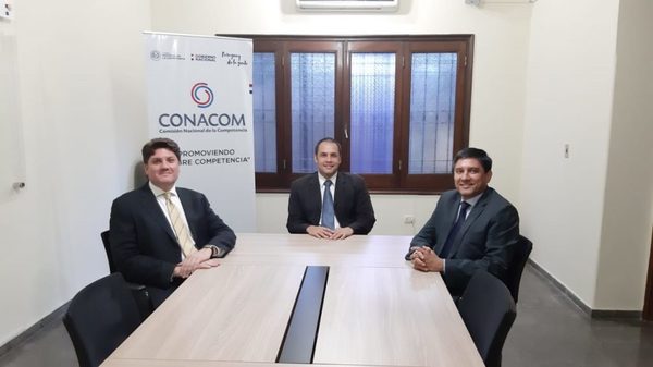Conacom analiza proceso de fusión de Copetrol y Axion