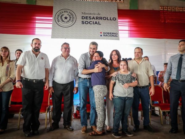 Aliados políticos llenan de elogios a Marito para contrarrestar críticas