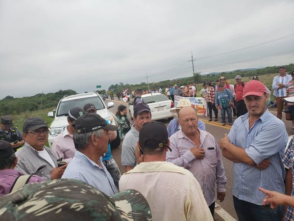 Productores de Paraguarí: “Si no vendemos pasamos hambre”