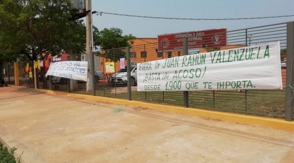 Acoso sexual en Veterinaria-UNA, filial Concepción: “Si no te acostas con él o le pagas, no pasas la asignatura” - ADN Paraguayo