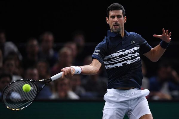 Djokovic aplasta a Tsitsipas - Tenis - ABC Color