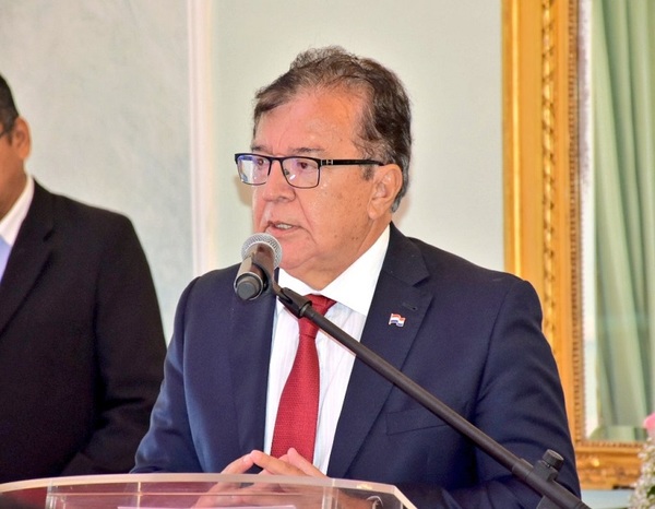 Nicanor asegura que ya no habrá privilegios en licitaciones