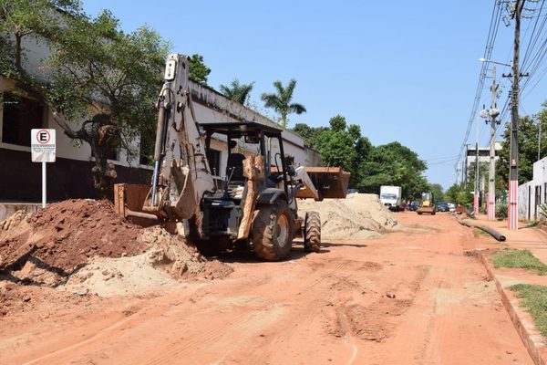 Coordinador de obras dice que seguirá clausurada por al menos una semana mas | San Lorenzo Py