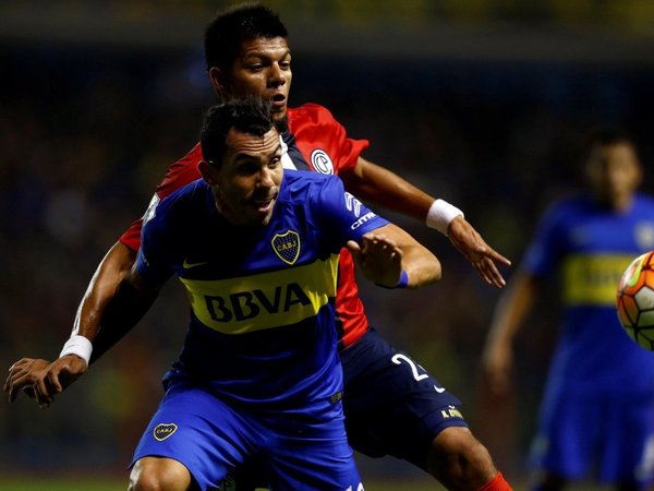 A Carlos Tévez le preguntaron por Cerro Porteño