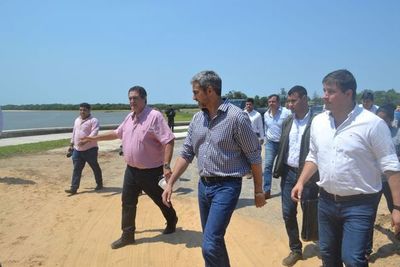 Mario Abdo verificó obras en Villa Florida - Nacionales - ABC Color
