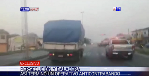 Camión de contrabando logra escapar pese a persecución y balacera