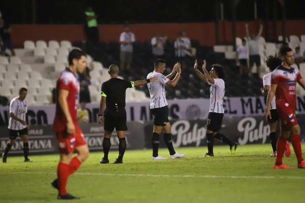 Libertad se repuso y derrotó a Nacional