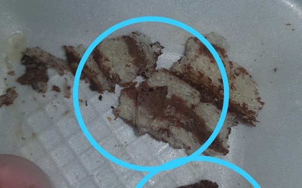 Entregan a niño torta que contenía pedazos de vidrios en CDE