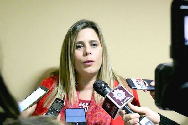 Kattya González considera que ampliación para Diputados es para blindar a Miguel Cuevas - ADN Paraguayo