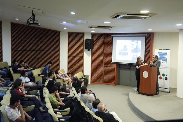 Impulsor de la doctrina de Nikola Tesla realizó una conferencia magistral en Paraguay | .::Agencia IP::.