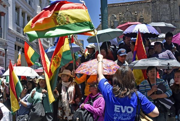 Protestas decaen en Bolivia pero crece incertidumbre