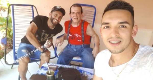 Carlitos Vera con el Demonio y el Espectro