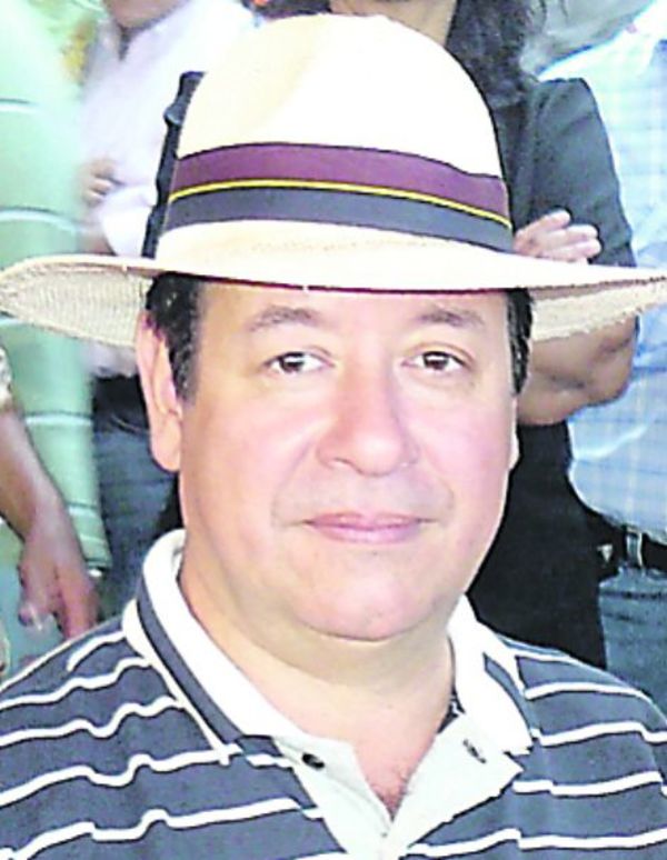 Miguel Cuevas se justifica y ataca al senador Monges - Política - ABC Color