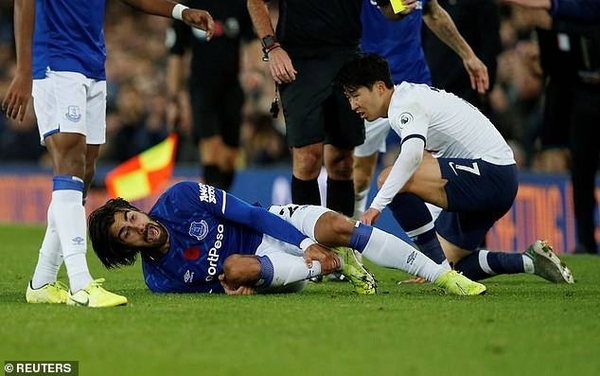 HOY / Impactante lesión en la Premier League