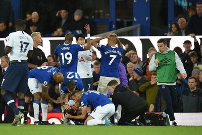 Gomes sufrió una durísima lesión ante el Tottenham - Fútbol - ABC Color