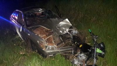 Dos jóvenes murieron tras choque entre vehículo y motocicleta - Nacionales - ABC Color
