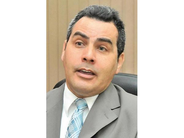 Kronawetter dice que reforma penal mantiene a víctimas atadas de mano