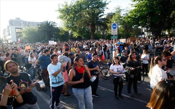 Bajan en Chile la tensión social y las manifestaciones callejeras » Ñanduti