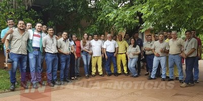 FUNCIONARIOS DE LA ANDE INICIAN MEDIDA DE FUERZA