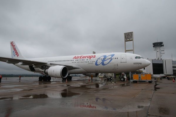 Susto por desperfecto e intento de despegue de un avión