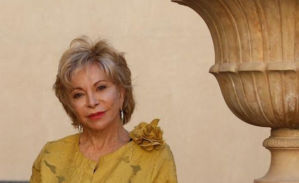 Isabel Allende califica a Trump de "imbécil" por negar el cambio climático » Ñanduti