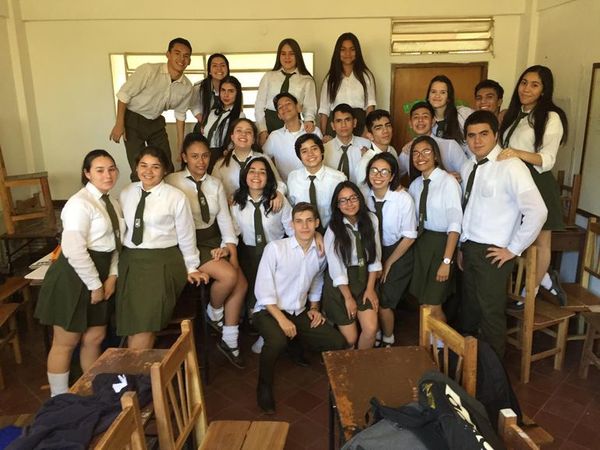 Pruebas y proyectos, dolores de cabeza que despiden a futuros exas - Periodismo Joven - ABC Color