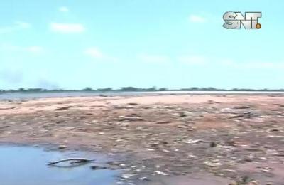 Río Paraguay: Bajó el agua y subió la basura - SNT