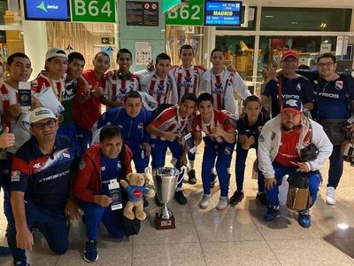 La selección vuela a Paraguay - Fútbol - ABC Color