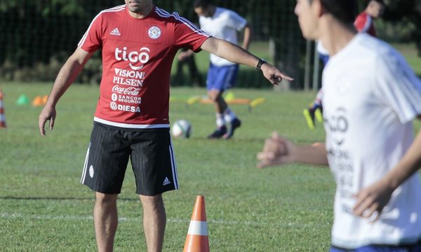 ¡Con orgullo! Morínigo resalta el entusiasmo de sus dirigidos