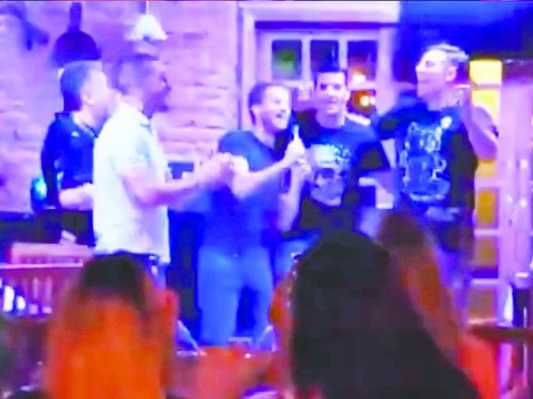 El KARAOKE azulgrana que molestó a algunos