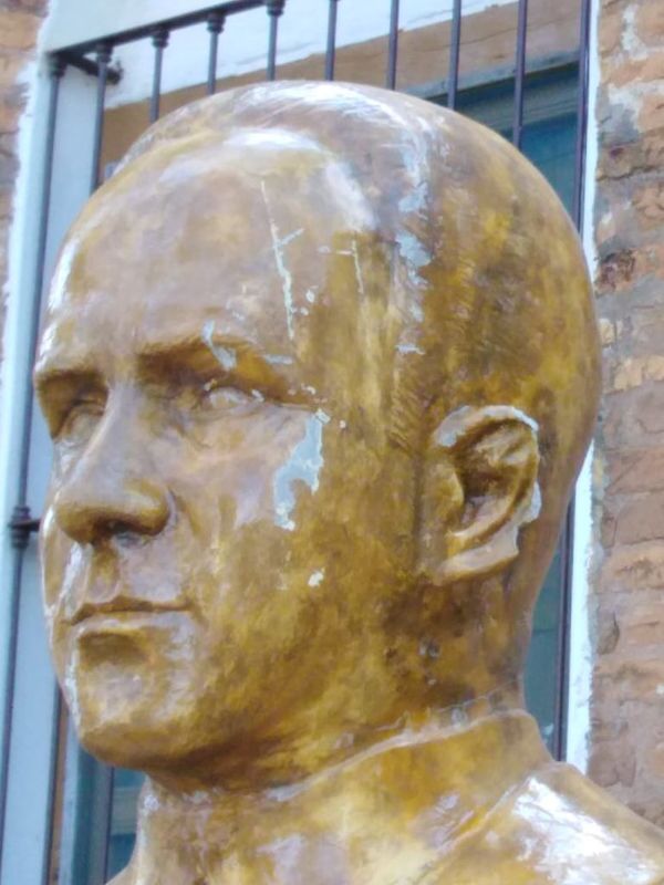 Desconocidos dañan busto de Eligio Ayala en Mbuyapey - Nacionales - ABC Color