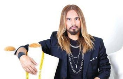 HOY / Javier Duré presenta colección en Fashion Show benéfico