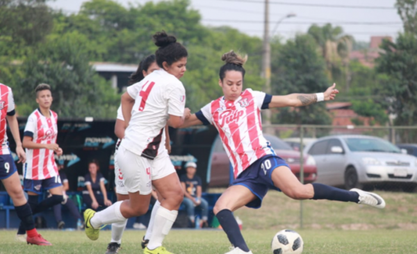 HOY / Dos punteros al cumplirse siete fechas del torneo femenino