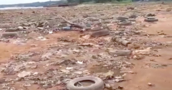 Baja del río dejó un basural | Crónica