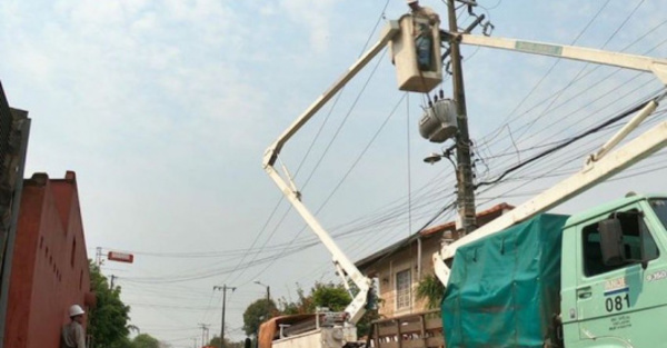 Apagones se dan por falta de cables he’i