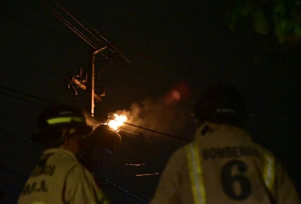 Escasa lluvia no logra aplacar apagones y hasta incendio de transformadores - Nacionales - ABC Color