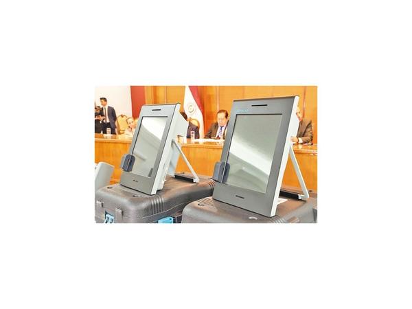 Hay dos firmas en licitación y TSJE defiende transparencia