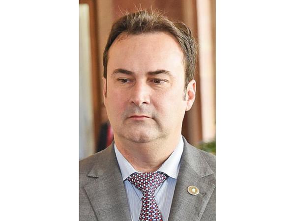 IPS adelanta pago de aguinaldo y salario de noviembre a jubilados
