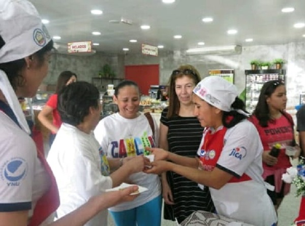 Mujeres paraguayas de zonas rurales visitan Japón